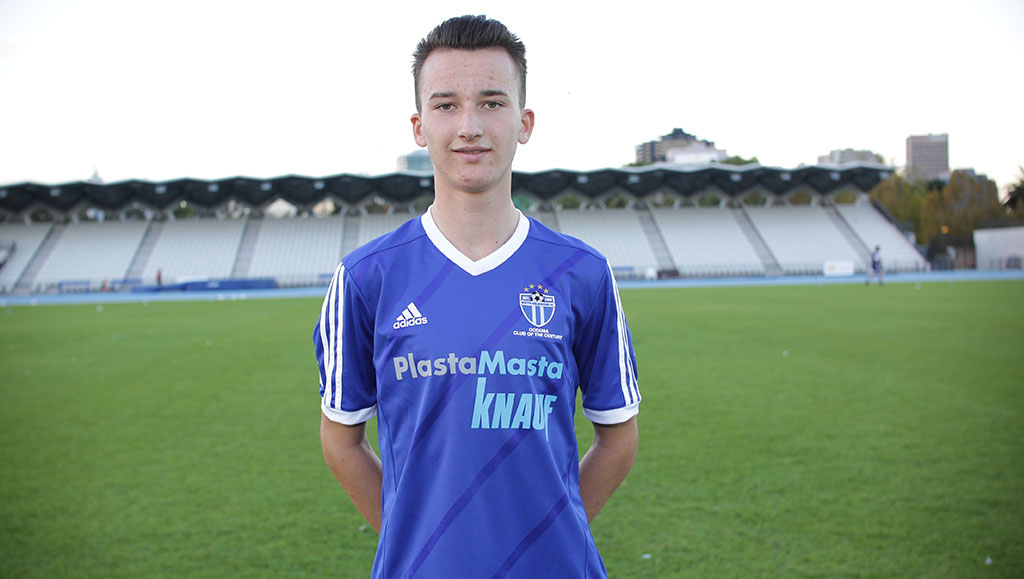 16 Year Old Kecojevic re-signs for 2015 season